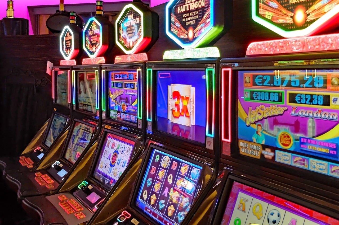 Slots - q3333 Online Slots